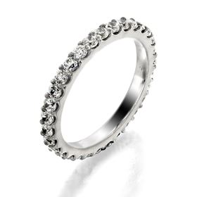 Picture of Shared prong eternity band